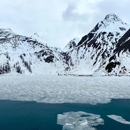 Ca Dell'agrifoglio Lägenhet Crodo